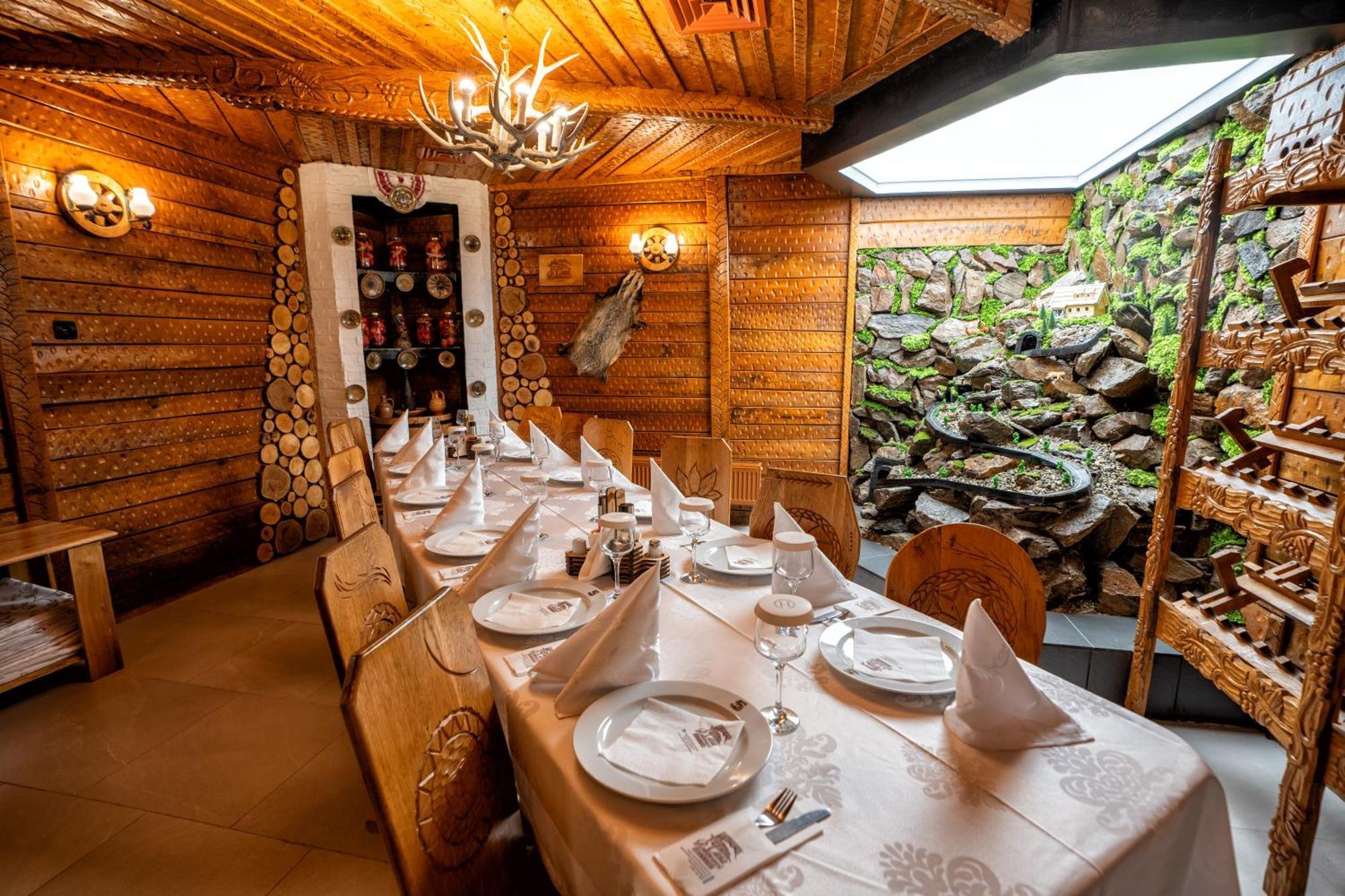 Complex Turistic Casa Romaneasca Călimăneşti Εξωτερικό φωτογραφία